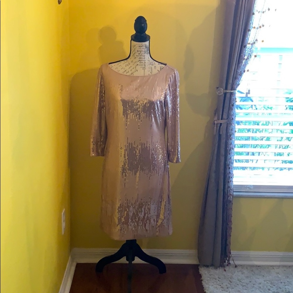 Beautiful sparkly dress - Picture 2 of 8